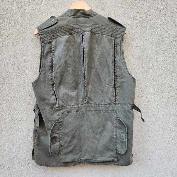 Vintage Cabelas Fishing Vest Mens Medium Khaki Hunting Pockets Outdoors Tactical - Picture 2 of 13